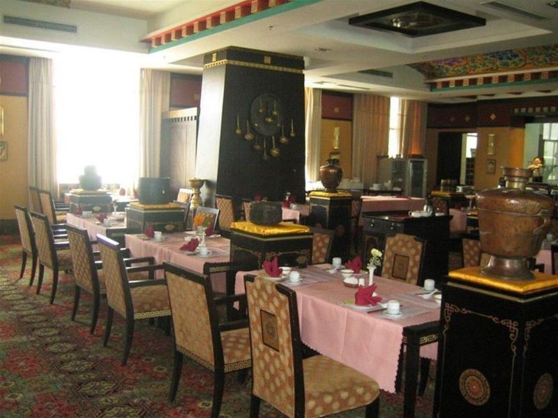 Brahmaputra Grand Hotel Lassa Restaurante foto