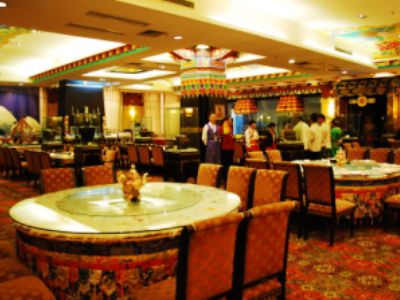 Brahmaputra Grand Hotel Lassa Exterior foto